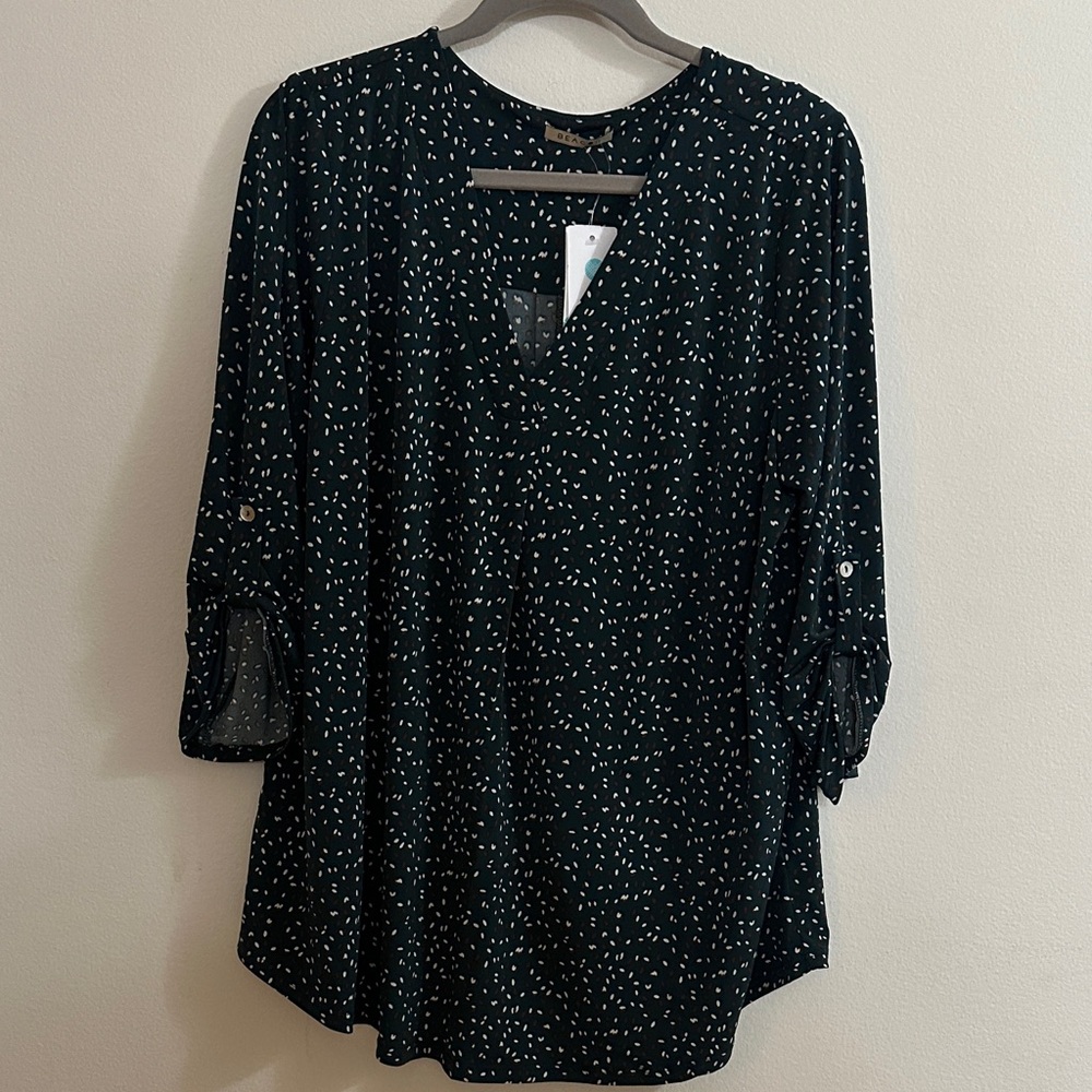 Beacon Patty Roll Tab Knit Blouse